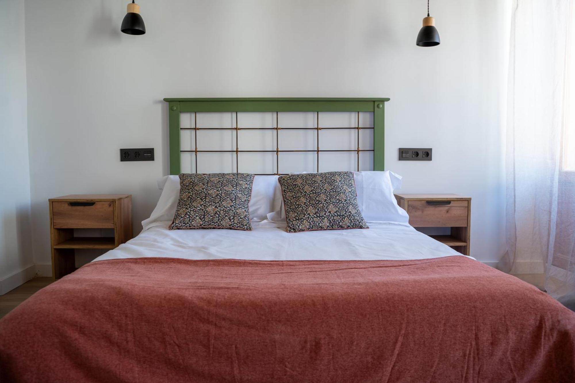 Apartamentos Gomerez 30 กรานาดา ภายนอก รูปภาพ