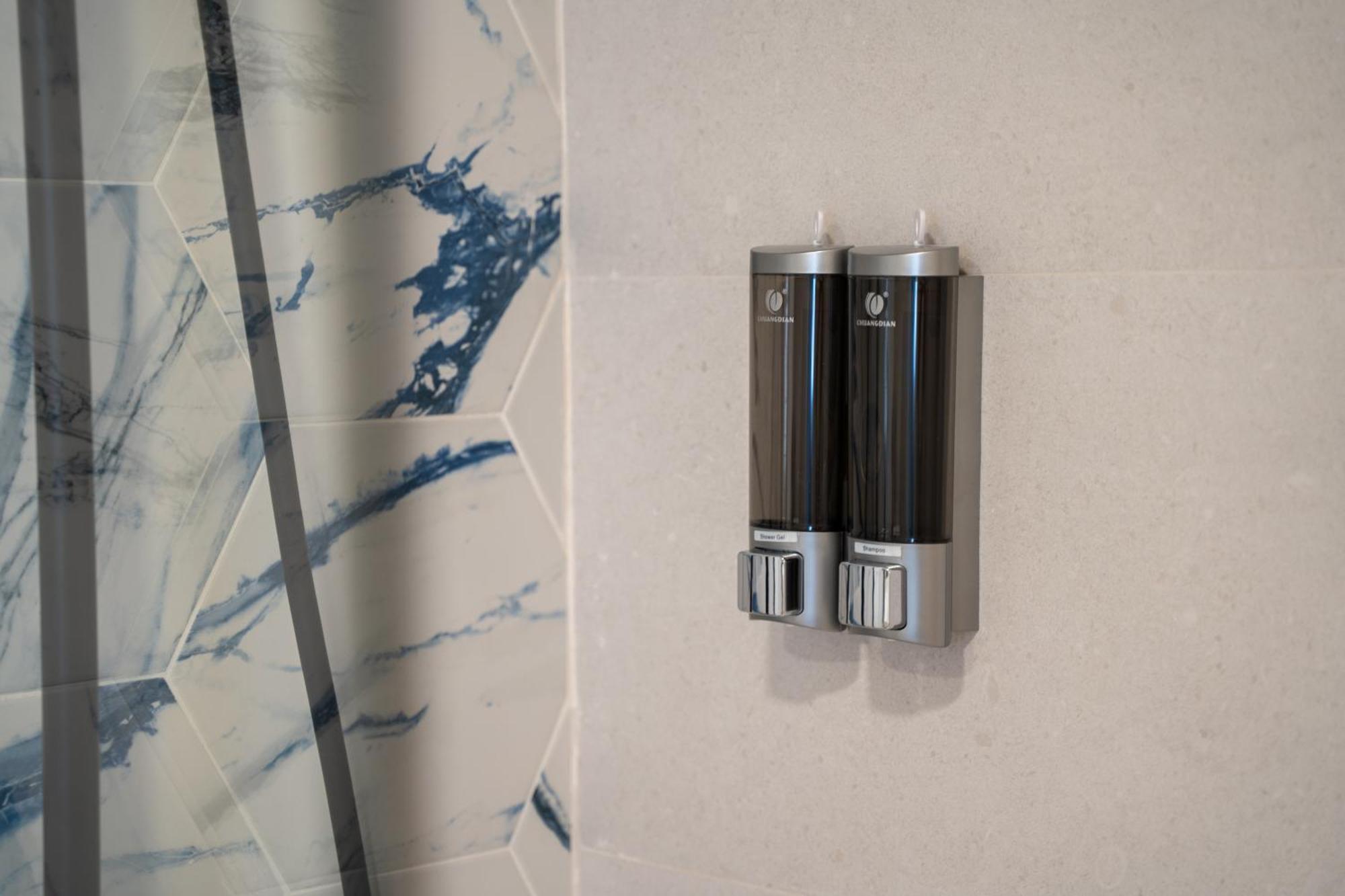 Apartamentos Gomerez 30 กรานาดา ภายนอก รูปภาพ
