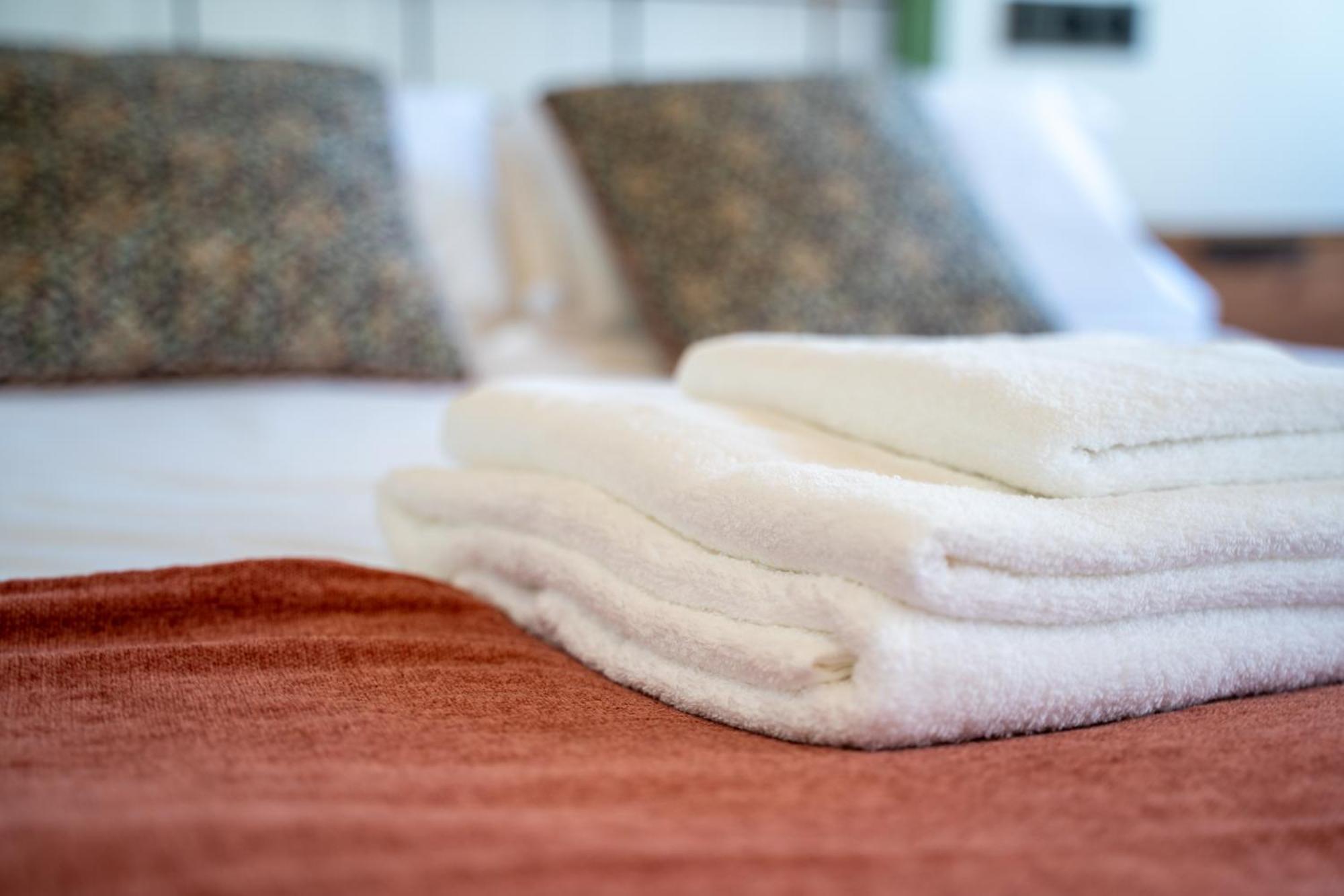 Apartamentos Gomerez 30 กรานาดา ภายนอก รูปภาพ